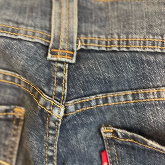 Used Levi 524 too superlow jeans/Sz 13M 31-32/in great condition - Picture 10 of 10